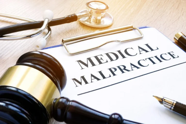 How to Manage Medical Malpractice Risks: The 2026 Reference Guide